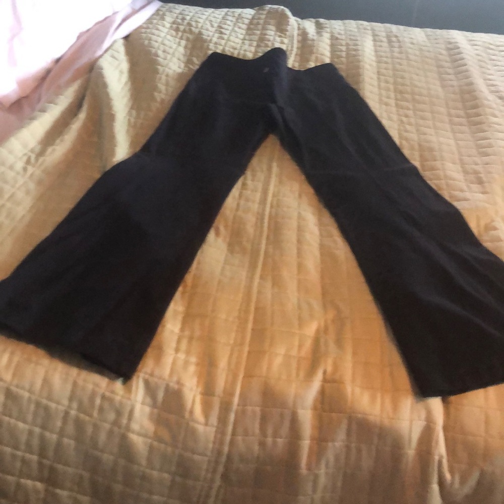 Lululemon black full length yoga pants